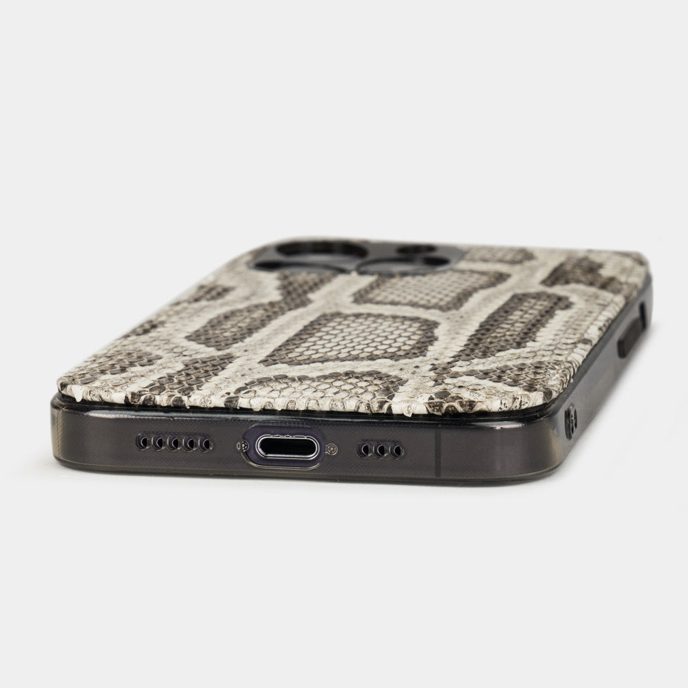 Natural Python Cover Case iPhone 15 Pro Max - flat side view displaying ultra-thin handcrafted design, USB-C port opening and precise edge finishing
