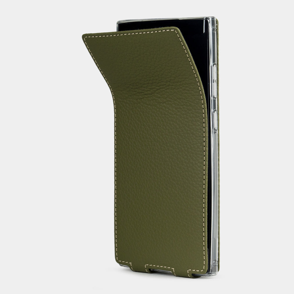 Funda de piel flip Samsung S23 Ultra en piel de becerro verde, solapa magnética cerrada plana — vista frontal