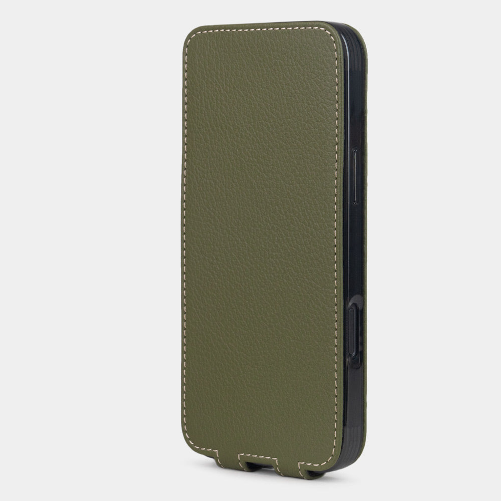 green Calfskin Flip Case iPhone 16 Pro – upright closed view highlighting the magnetic front cover fully protecting the screen, elegant silhouette