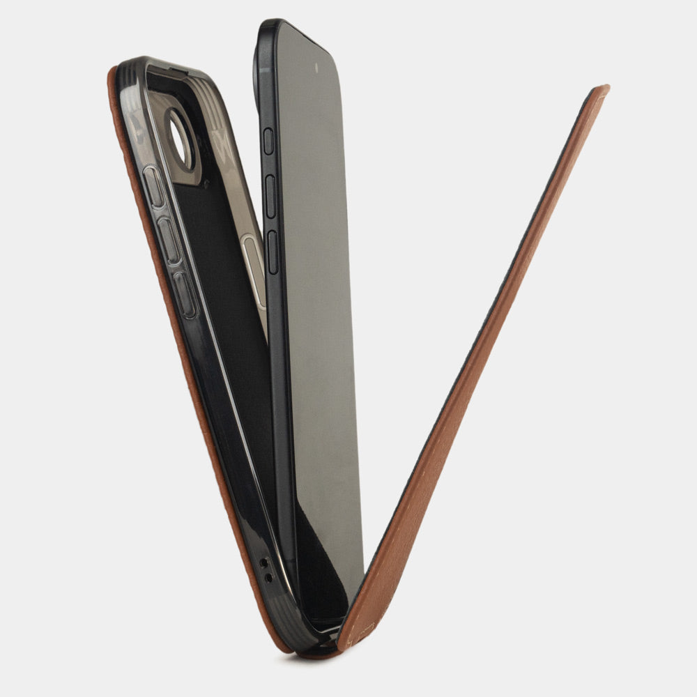 gold leather case iPhone 17 air - view how the iphone is inserted into the silicone case and the soft cover