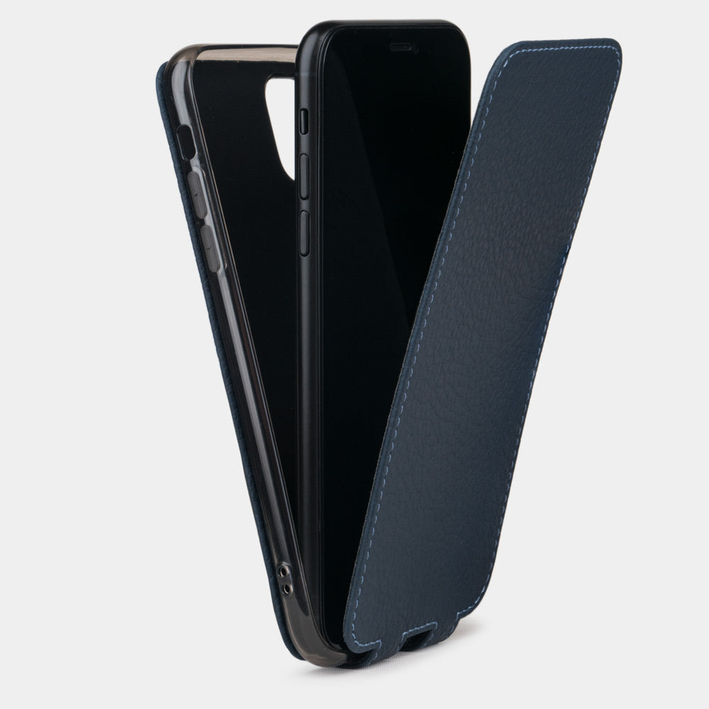 Leather case for iPhone 11 in Dark Blue | Marcel Robert - 3