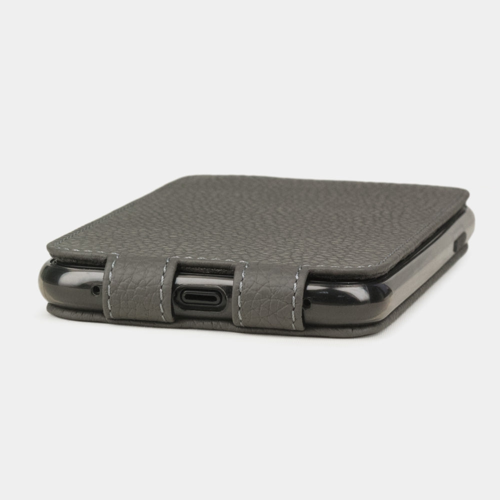 case iPhone 11 grey stone | Marcel Robert