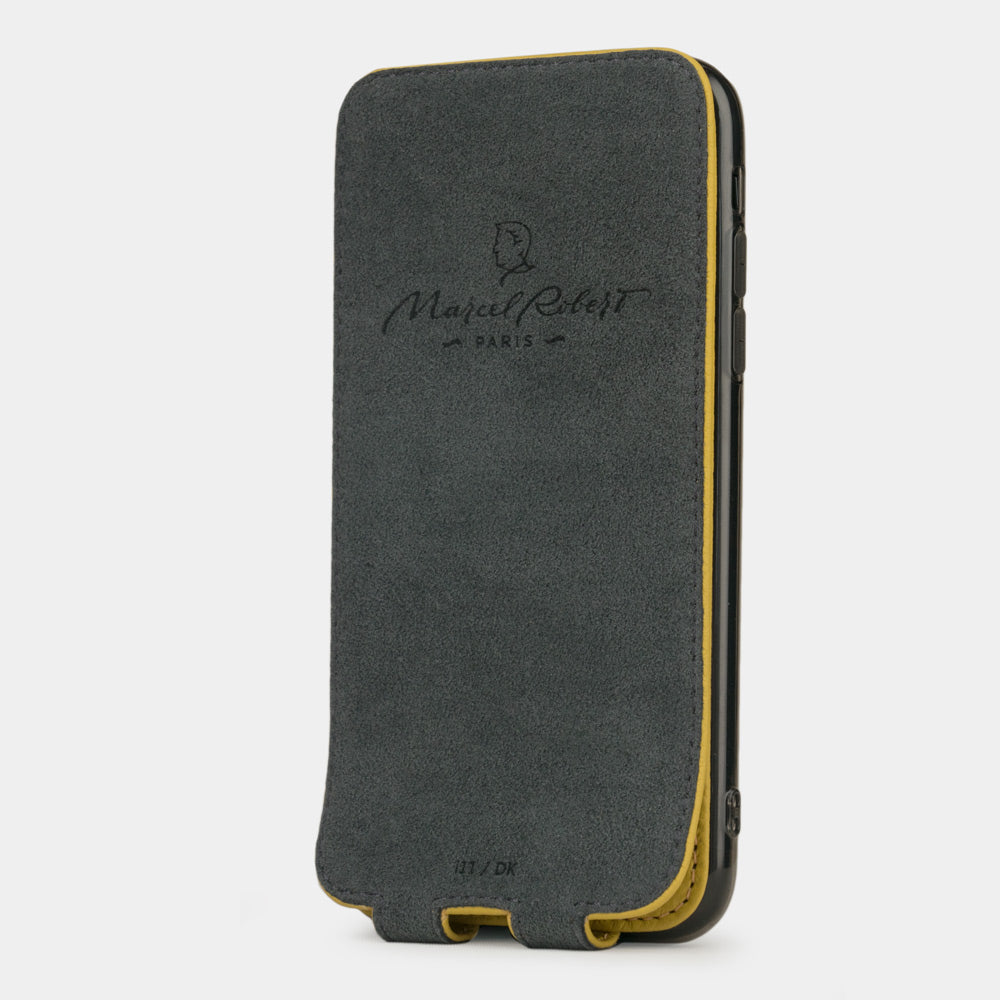 Premium Leather Case iPhone 11 Yellow | Marcel Robert - 3