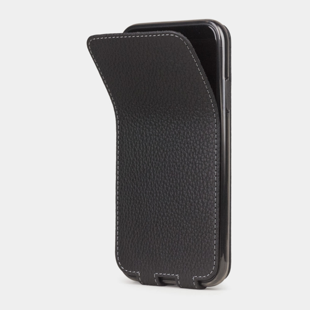 case iPhone 11 black mat | Marcel Robert