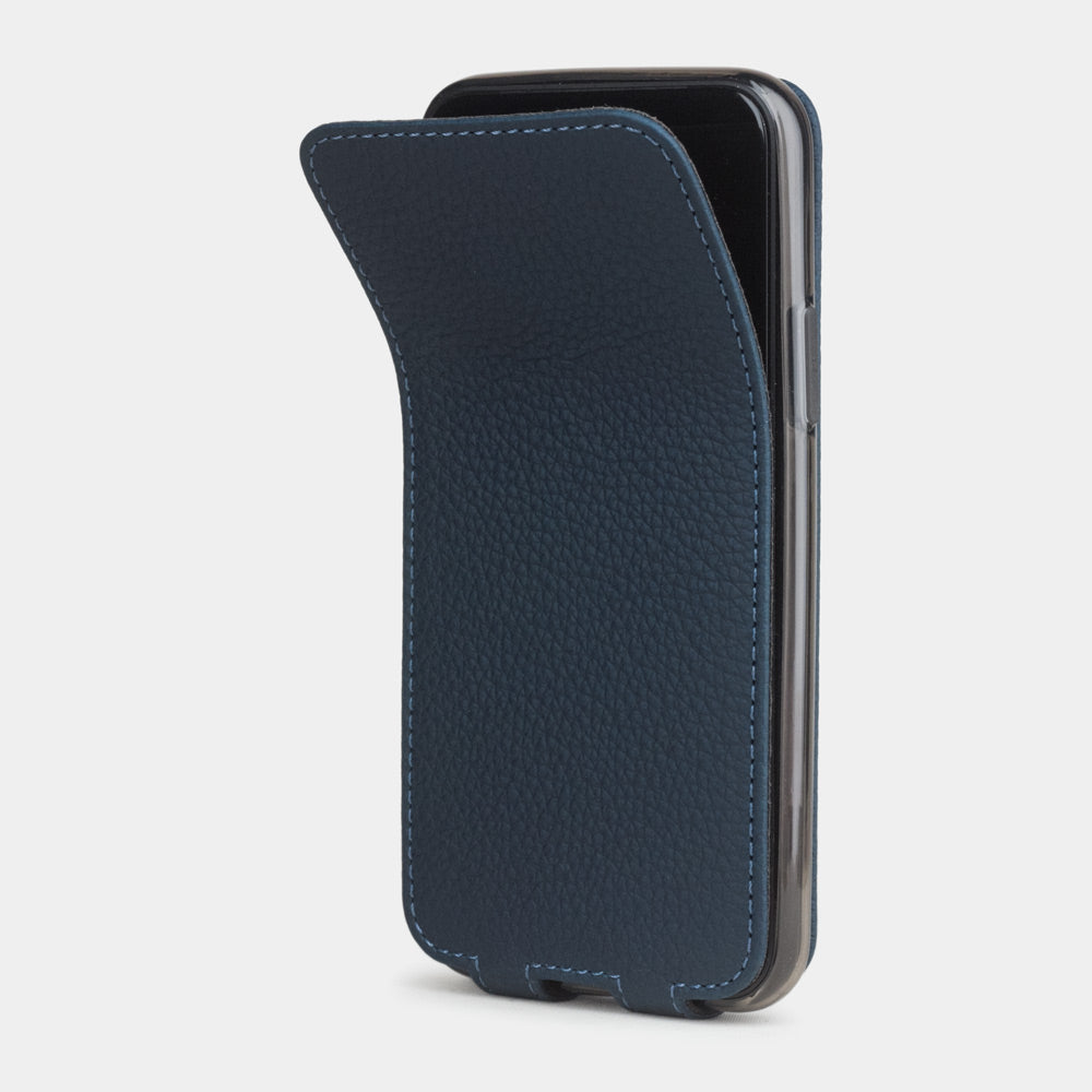 Custodia iPhone 11 Pro Max pelle di vitello blu opaco — cover a ribalta magnetica fatta a mano Marcel Robert