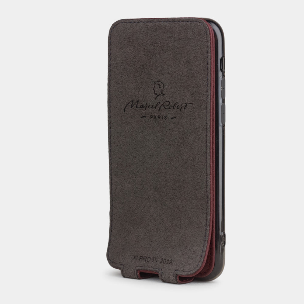 Custodia iPhone 11 Pro Max pelle di vitello bordeaux — cover a ribalta magnetica fatta a mano Marcel Robert