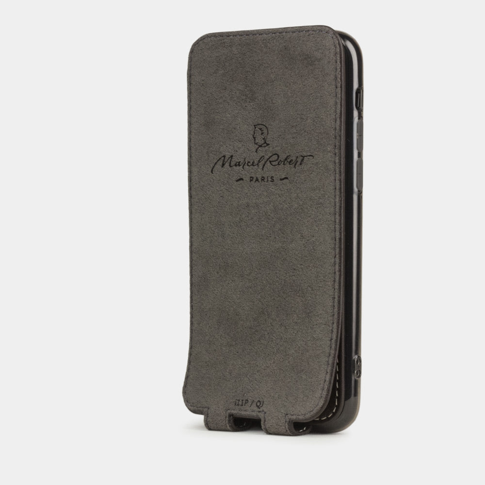 Custodia iPhone 11 Pro Max pelle di vitello marrone — cover a ribalta magnetica fatta a mano Marcel Robert