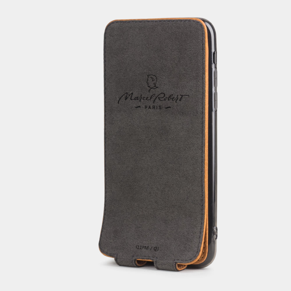 Custodia iPhone 11 Pro Max pelle di vitello ocra — cover a ribalta magnetica fatta a mano Marcel Robert