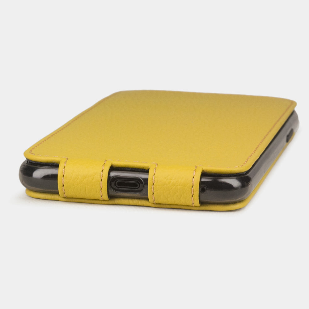 Premium Leather Case iPhone 11 Pro Max Yellow | Marcel Robert - 6