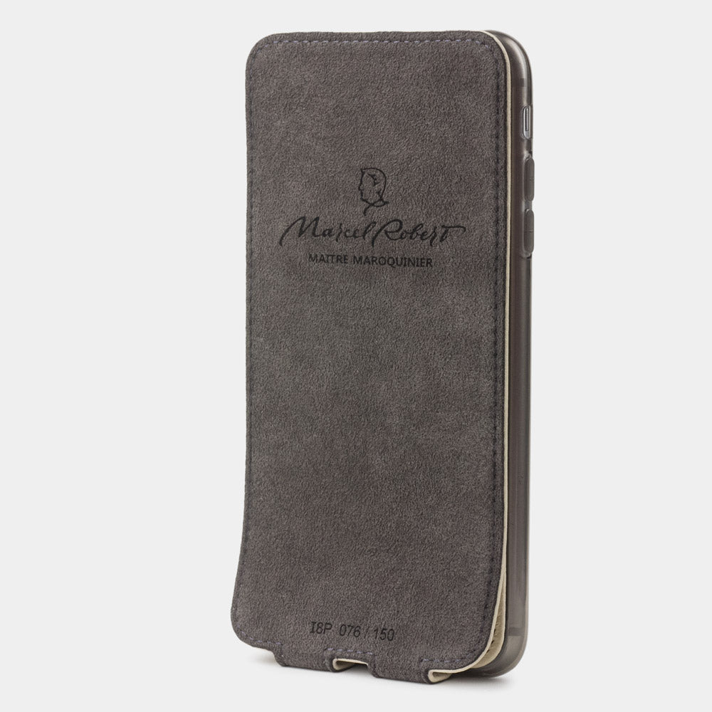 Funda de piel Crema para iPhone SE - vista interior que muestra el forro de Alcantara auténtico, diseñado para limpiar y proteger la pantalla