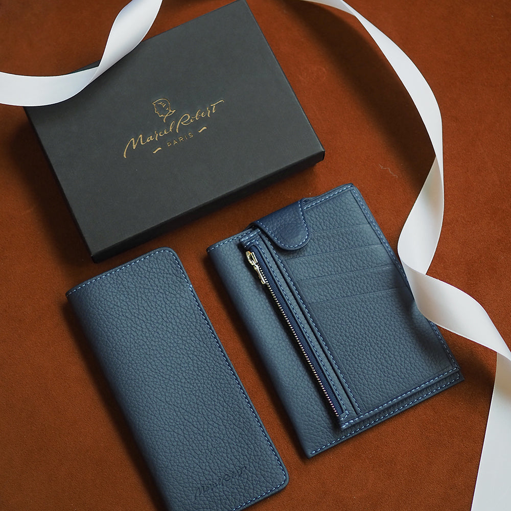 leather passport holder London blue