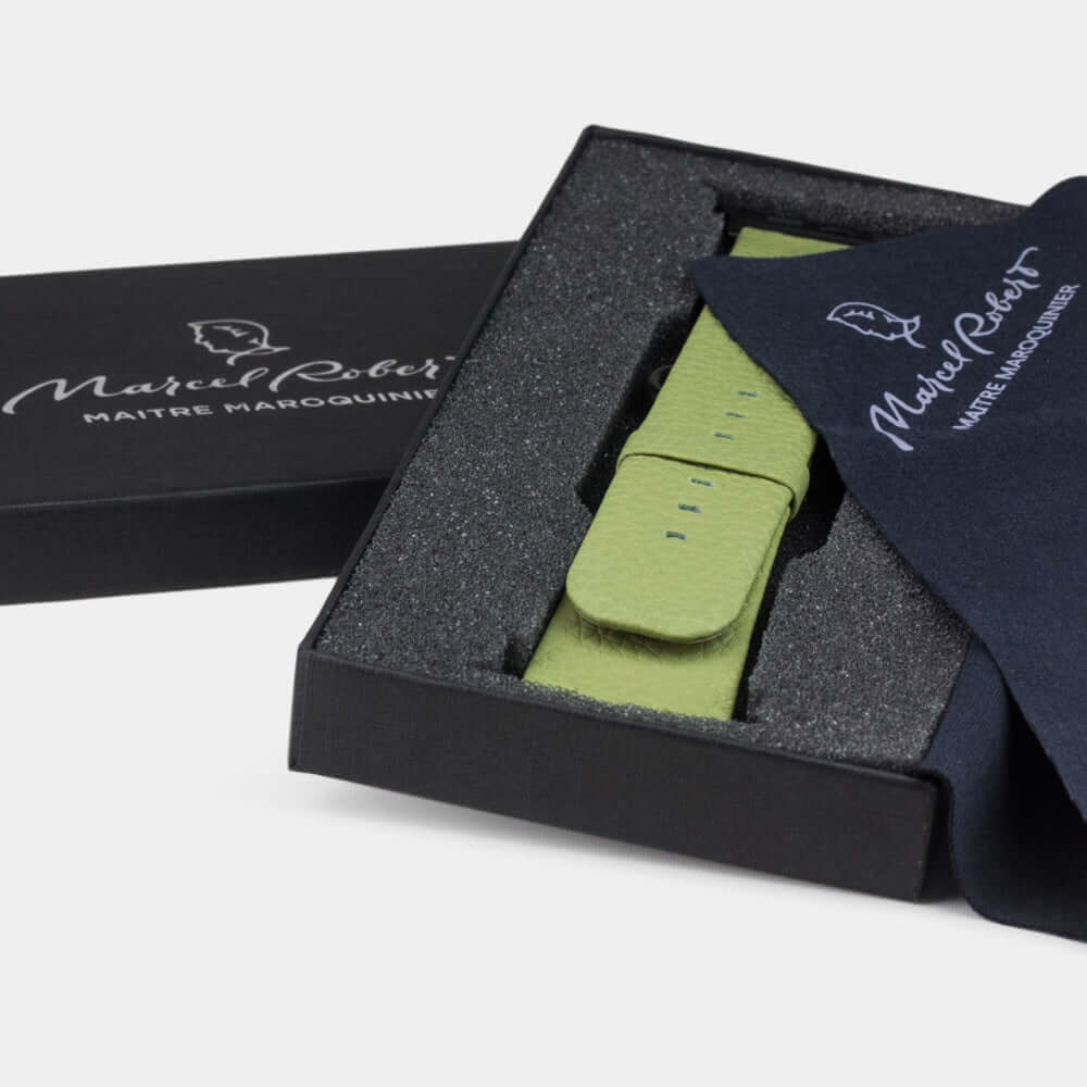 Leather Strap Apple Watch 45/46mm Olive | Marcel Robert - 11