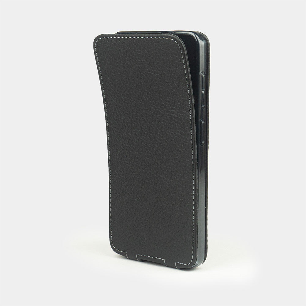 black leather flip case Samsung S26 & S26 Plus with Marcel Robert's signature soft-fold flexible flap