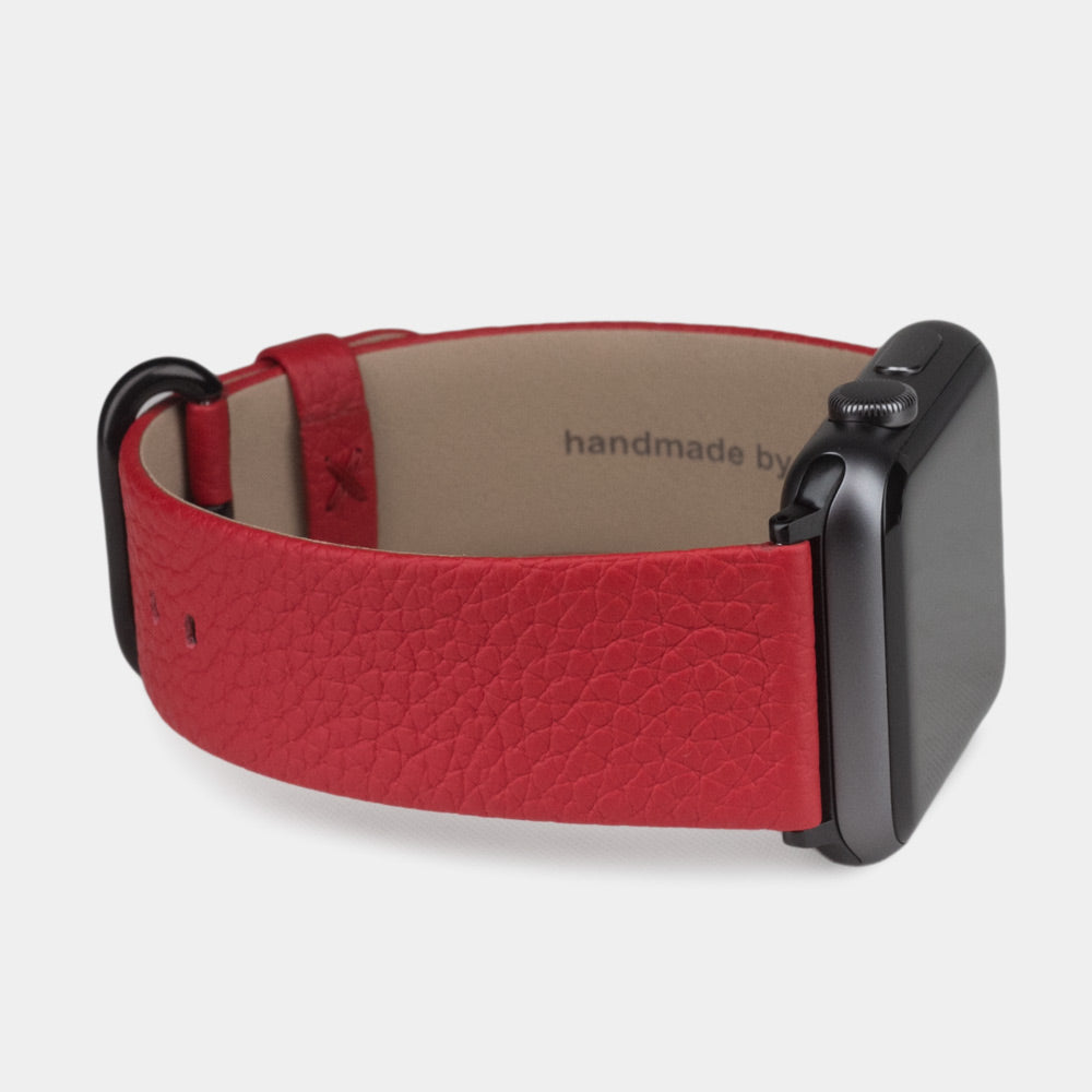 Armband für die Apple Watch 41/42 mm aus weichem genarbtem Kalbsleder in Rot, mit schwarzen Adaptern und Schnalle | 3/4-Ansicht des Innenfutters aus Leder