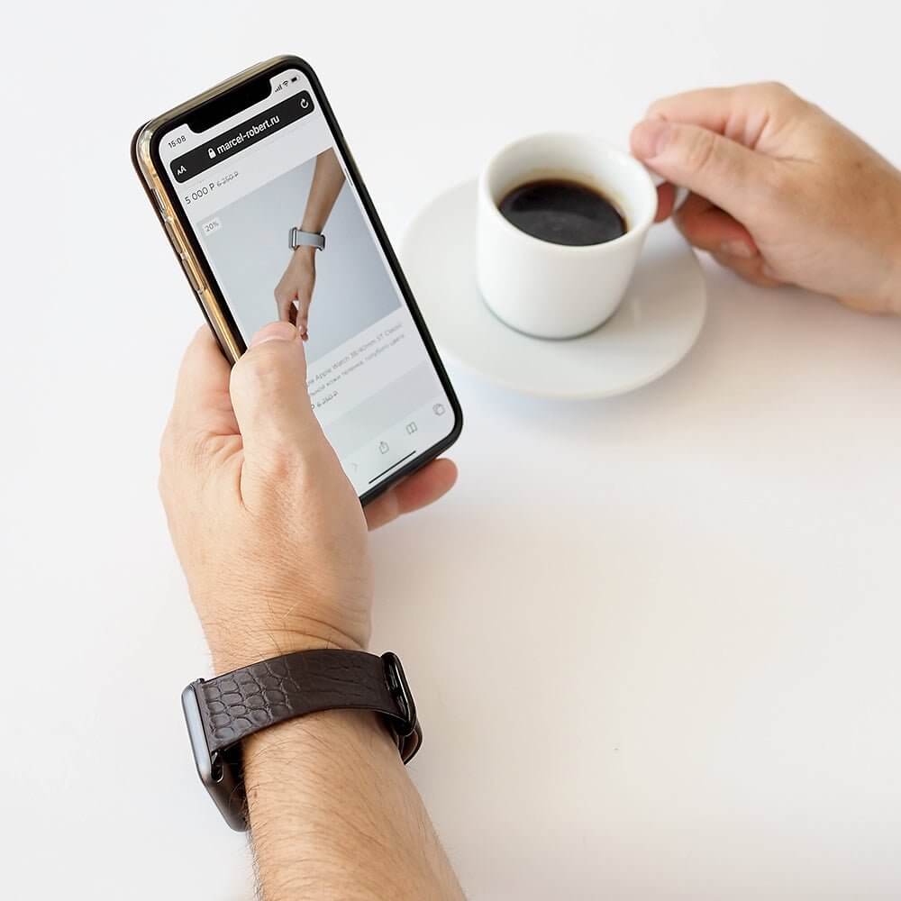 Alligator Matte Strap Apple Watch 45/46mm Black | Marcel Robert - 11